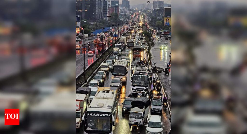 रहदारीतील अडथळे दूर करणे, रस्त्यांचे जाळे सुधारणे यावर भर द्या: PMC प्रमुख | पुणे बातम्या