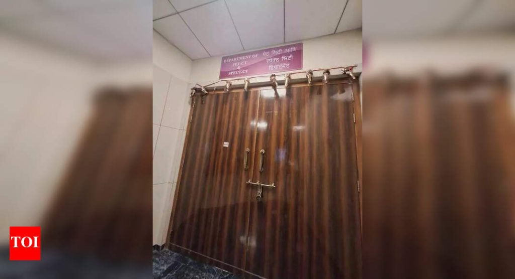 ससून रुग्णालयात जीवरक्षक पीईटी-सीटी मशिन पडून आहे