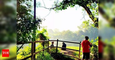 या मोसमात महाराष्ट्रात सर्वात थंड सकाळ दिसल्याने AQI बिघडला; पुणे 12.9°C, धुळे 8.2°C