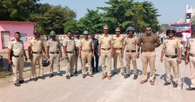 न. प. निकालाच्या पार्श्वभूमीवर पाथरीत कडेकोट पोलिस बंदोबस्त  मुख्य रस्त्यांवर पथसंचलन; रॅपिड फोर्स तैनात