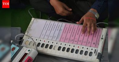 राज्य निवडणूक आयोगाने महामध्ये 60 बिनविरोध विजयांची आकडेवारी संकलित केली कारण नागरी प्रमुखांनी अहवाल सादर करणे सुरू ठेवले आहे