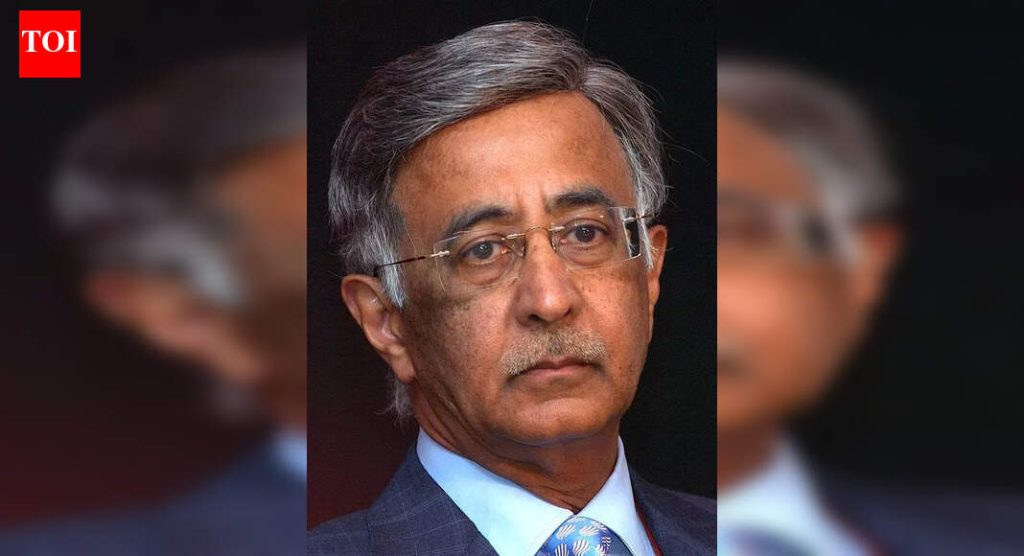 पुण्यातील स्वच्छतेचा अभाव, सततच्या धुळीवर उद्योगपती बाबा कल्याणी यांनी चिंता व्यक्त केली.