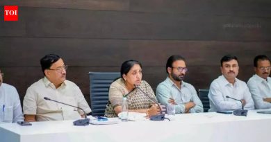 भविष्यात NCP (SP) सोबत काम करेल, असे जुन्नर NCP युनिट सुनेत्रा यांना सांगतात