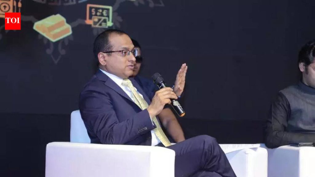 भारताला स्वतःचे एआय विकसित करण्याची गरज आहे, असे इंडिया फाउंडेशनचे शौर्य डोवाल म्हणतात