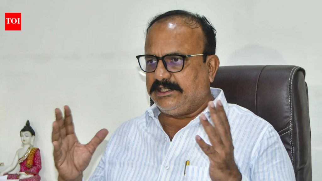 ‘डबल स्टँडर्ड्स’: काँग्रेसने माजी राष्ट्रपती रामनाथ कोविंद यांचा टिपू सुलतानची ‘स्तुती’ करणारा व्हिडिओ पोस्ट केला आहे.