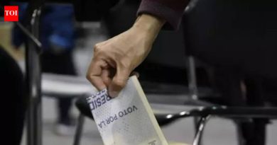 कोलंबिया निवडणुकीसाठी महाराष्ट्राचे मुख्य कार्यकारी अधिकारी यांच्या नेतृत्वाखालील शिष्टमंडळाची निरीक्षक म्हणून निवड