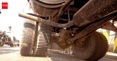 चिंचवडमध्ये सिमेंट मिक्सरने दुचाकीला धडक दिल्याने शाळकरी मुलाचा मृत्यू; चालकाला अटक