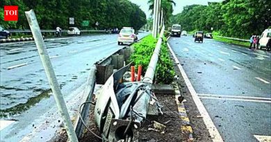 अपघातात एकाचा मृत्यू, मुलगा आणि पत्नी जखमी