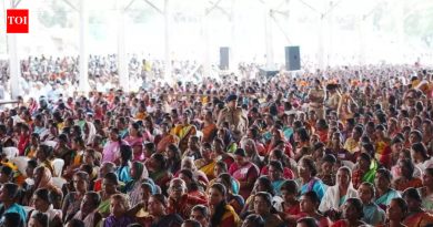 eKYC ची अंतिम मुदत जवळ आल्याने लाडकी बहिन लाभार्थी प्रलंबित पेमेंटबद्दल चिंता व्यक्त करतात