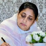 बारामती पोटनिवडणुकीत 22 अपक्ष अजूनही रिंगणात असले तरी सुनेत्रा पवार यांच्यासमोर मोठे आव्हान नाही