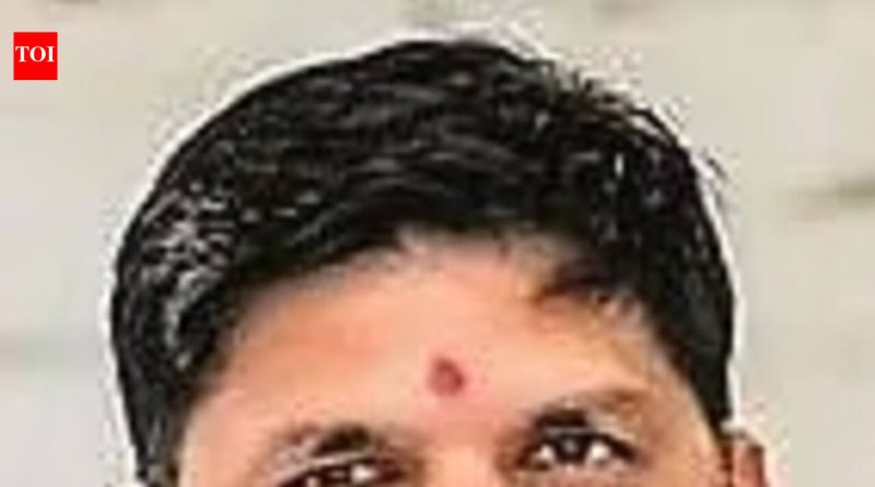 जयंत पाटील यांच्या पुतण्याने एनसीपी (एसपी) सोडण्याचे संकेत दिले, म्हणतात की आजच्या राजकारणात निष्ठा मागे पडली आहे.