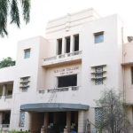 पुण्याच्या ILS लॉ कॉलेजच्या आणखी विद्यार्थ्यांनी ‘जादा फी’ परत मागितली आहे.