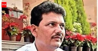 राज्यातील महत्त्वाच्या आरोग्य योजनांची व्याप्ती वाढवत आहे, असे आरोग्य मंत्री आबिटकर यांनी सांगितले