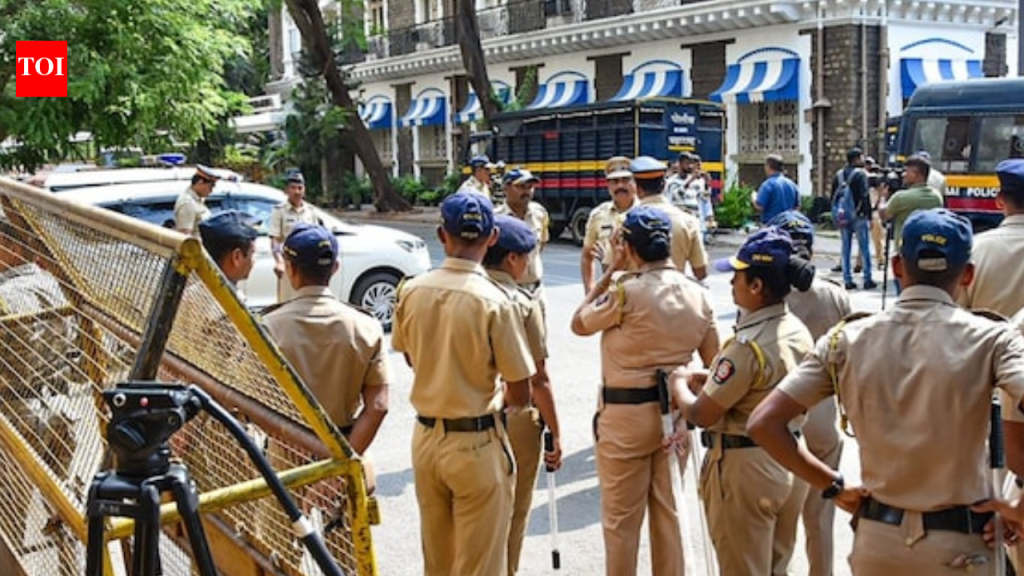 टुरिस्ट व्हिसावर ‘धार्मिक प्रचार’ केल्याबद्दल 3 अमेरिकन नागरिकांना ‘भारत सोडा’ची नोटीस