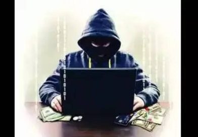 चांगल्या नफ्यासाठी ऑनलाइन शेअर-ट्रेडिंगचे आमिष 2.3cr ची किंमत आहे