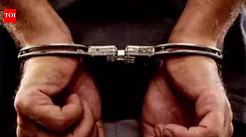खुनाच्या प्रयत्नाच्या आरोपाखाली तिघांना अटक