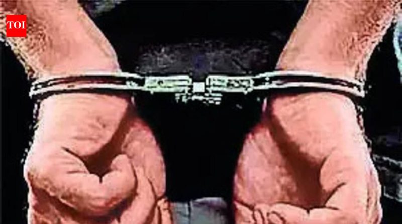 NEET-UG पेपर लीक प्रकरणी CBI ने पुण्यातील शाळेच्या मुख्याध्यापिकेकडून भौतिकशास्त्राचे प्रश्न घेतलेल्या विद्यार्थ्याला अटक | पुणे बातम्या