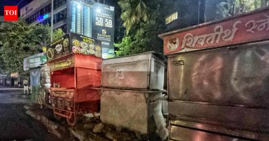 10pm कोंडी: पुणे सीपी म्हणतात की परवानाधारक विश्रामगृहांना सूट, स्थानिक पोलिस सक्तीने बंद