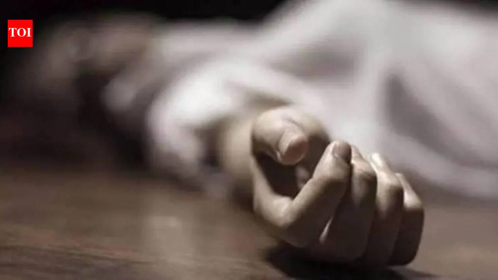सहकाऱ्याच्या आत्महत्येस प्रवृत्त करणाऱ्या तीन आरोपींमध्ये हिंजवडी आयटी फर्मच्या दोन महिला अधिकाऱ्यांचा समावेश आहे.