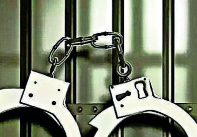 कोरेगाव पार्क पोलिसांनी 500 रुपयांच्या 300 बनावट नोटा जप्त, दोघांना अटक
