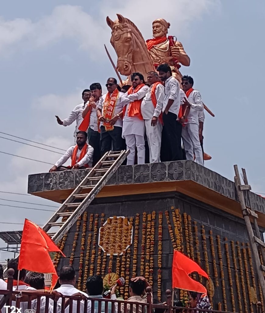 दिलेला शब्द पाळला; सेलू कॉर्नरवर विराजमान झाले शिवराय