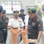 पुण्यातील कृत्रिम अवयव केंद्राच्या स्वदेशी पुनर्वसन तंत्रज्ञानाचे नौदल प्रमुखांचे कौतुक | पुणे बातम्या