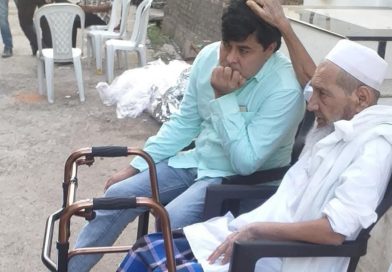 आ.सईद खान यांना पितृशोक , वडील शेरगुल खान यांचे निधन आ.सईद खान यांना पितृशोक , वडील शेरगुल खान यांचे निधन