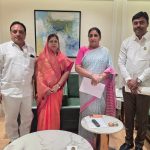 मराठवाड्यातील शेतकऱ्यांना दिलासा द्या; पीक विम्याचे चार ट्रिगर पूर्ववत करा!  आ. राजेश विटेकर यांची उपमुख्यमंत्री सुनेत्रा पवारांकडे जोरदार मागणी; विशेष आर्थिक पॅकेज जाहीर करण्याचीही मागणी
